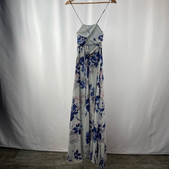NWT Lulus All I‎ Need Floral Print Lace-Up Maxi Dress in Grey Size Extra Small - Picture 8 of 10